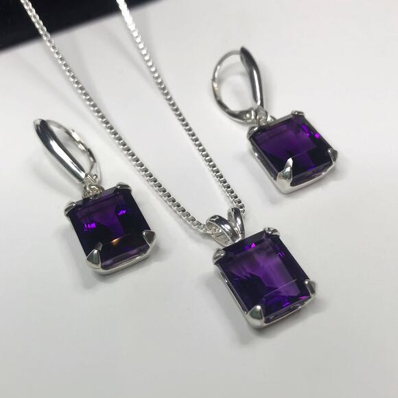 BEAUTIFUL 16.5ctw Emerald Cut Amethyst Earrings & Pendant Necklace Set - Picture 2 of 10